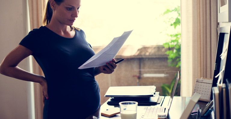 PL: divulgação de direitos das gestantes no trabalho será obrigatório