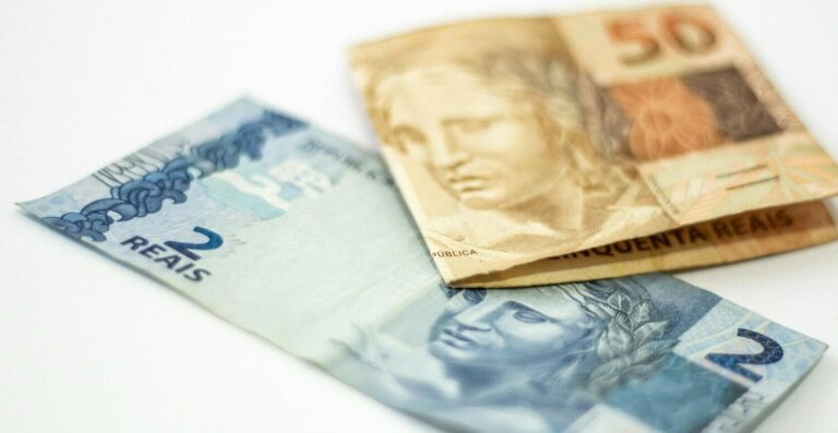 Reajustes salariais superam inflação em 92% das negociações de maio