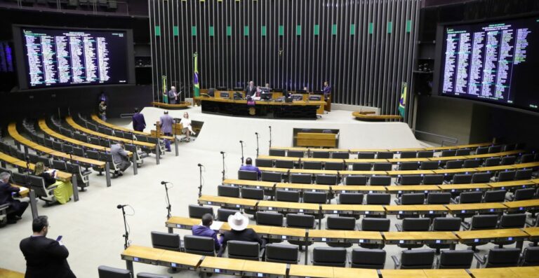 Câmara começa a analisar PL da reforma tributária nesta quarta (10)
