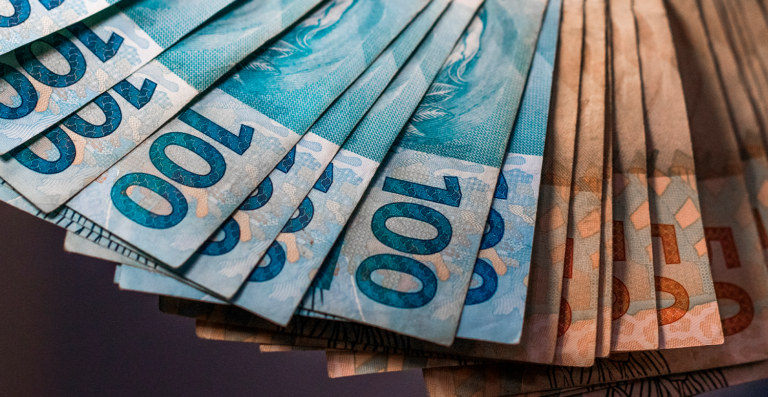 Justiça Federal libera R$ 2,38 bilhões para atrasados do INSS