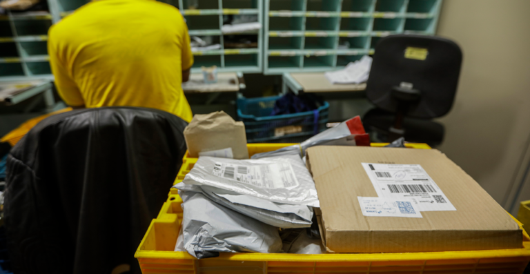 Golpistas se passam pelos Correios em novo golpe