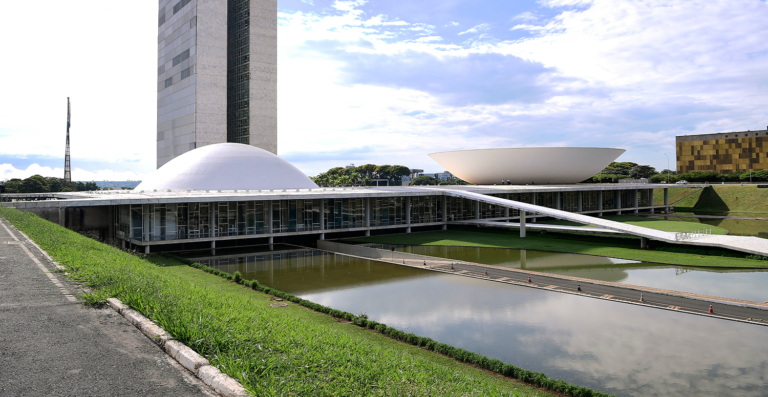 Reforma Tributária: relatório na Câmara será apresentado nesta quarta-feira (3)