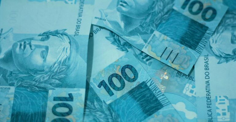 Aprovado: trabalhadores receberão parte dos lucros do FGTS