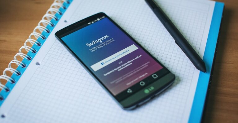 Fotos com pessoas no Instagram: será que estão sabotando seu engajamento?