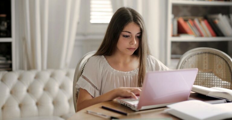 Geração Z: o novo consumidor é omnichannel; veja 4 dicas para atrair esse público