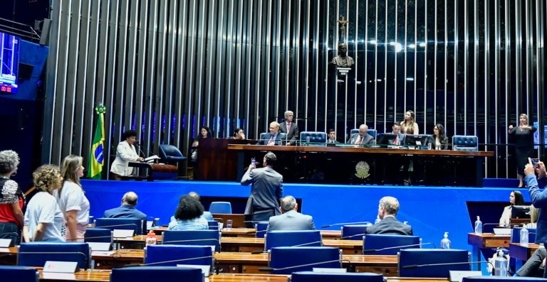 3 novos projetos voltam para comissão de processos administrativo e tributário
