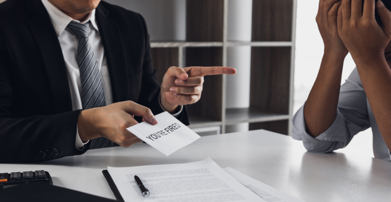 TST permite trabalhadora demitir empregador por salários desiguais no mesmo cargo