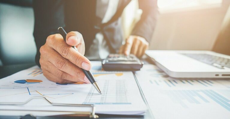 Pé-de-Meia: bloqueio de R$ 6 bilhões do programa é confirmado