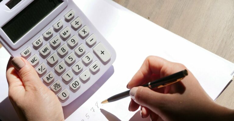 Inflação Interna: como calcular e precificar para lucrar mais