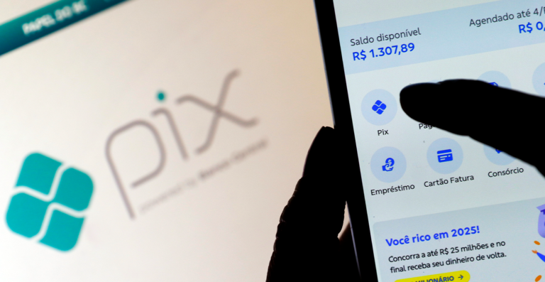 Novo PL na Câmara torna abusiva cobrança de taxas sobre Pix