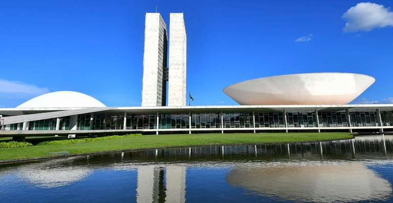 Proposta da isenção do IR será enviada apenas depois do Carnaval