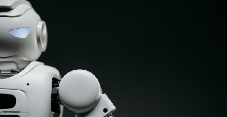 Inteligência Artificial: avanços, desafios e o futuro do trabalho