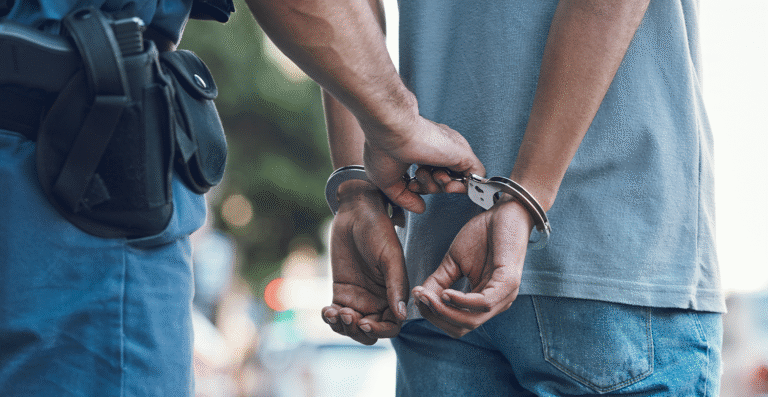 Fraude bilionária com notas frias é alvo de operação