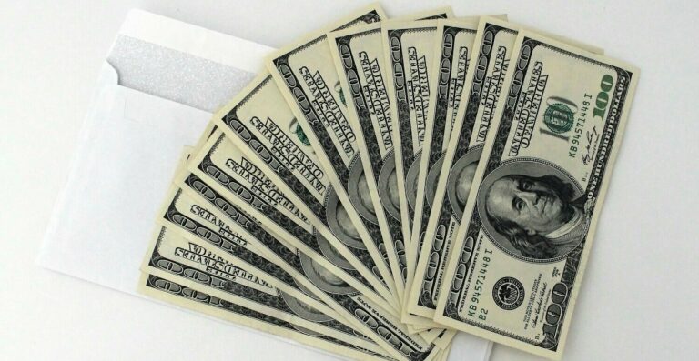Dólar em alta afeta freelancers: entenda os impactos e como se proteger