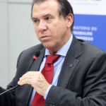 Regras para trabalho no comércio em feriados devem ser adiadas