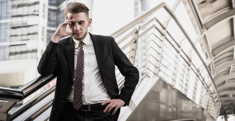 Alerta do cenário econômico para o empresariado