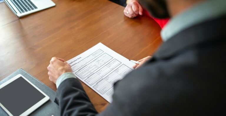 Projeto de Lei visa isentar empresas de responsabilidade penal por atos ilícitos