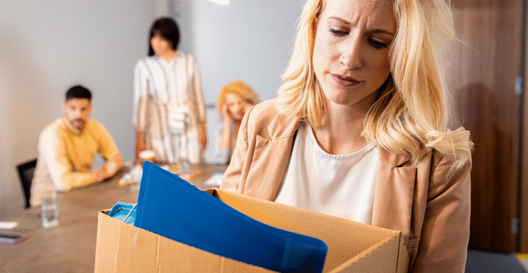 Direitos na demissão antes do fim do contrato de experiência