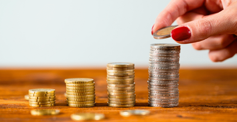 Novo mínimo de R$ 1.518 já vale; veja pisos regionais