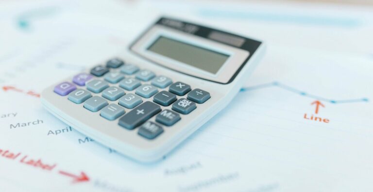 Novas instruções normativas do BCB impactam CADOCs e relatórios regulatórios