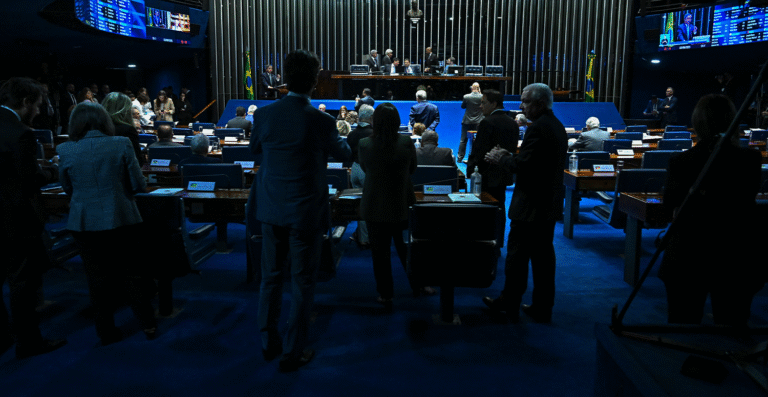 Senado aprova regras rígidas contra devedor contumaz
