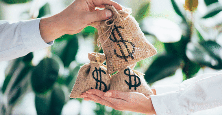 13º salário 2025 já tem data para pagamento; veja prazos e regras