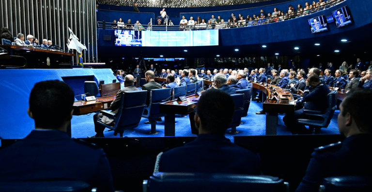 Câmara aprova atualização de tributos exibidos na nota fiscal