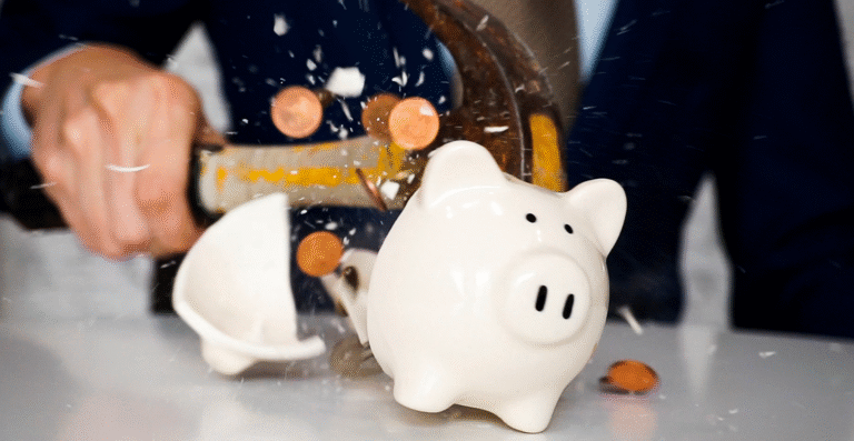 Mais de 1,2 milhão de empresas devem FGTS em 2025