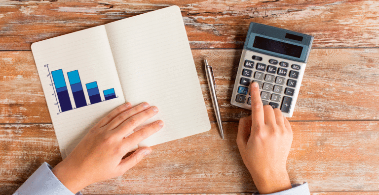 Descontos na folha de pagamento: regras e cuidados legais