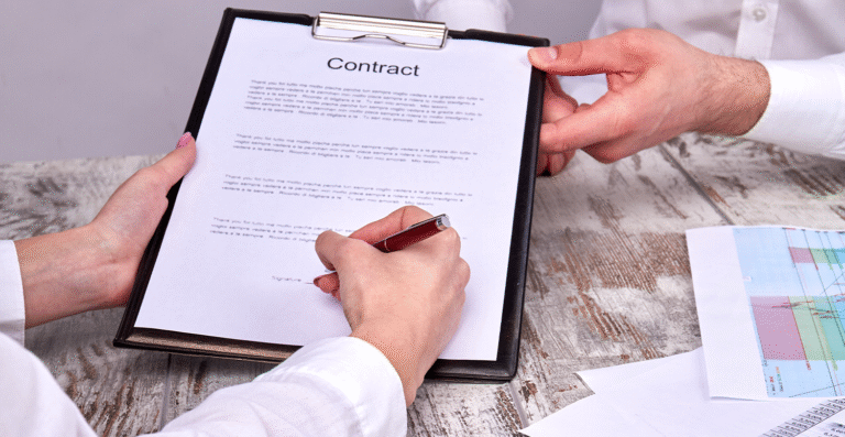 Reforma administrativa pode mudar concursos, gratificações e regras para cartórios