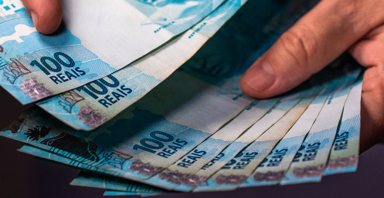 INSS acima do teto? Descubra como pedir restituição