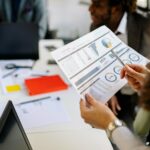 Pesquisa revela que quase 100 mil empresas fecharam as portas no quadrimestre de 2025