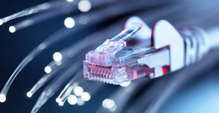 Lei inclui cooperativas no marco legal das telecomunicações