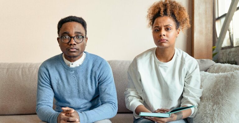 Identifique pessoas tóxicas: teste e sinais de alerta