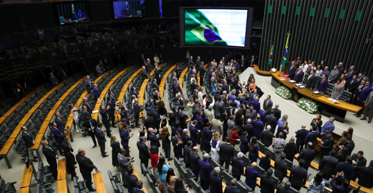 Projeto de Lei propõe 13º salário para famílias do Bolsa Família