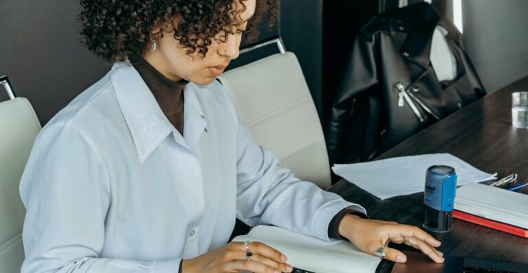 Reforma Tributária: Contadores são principal fonte de informação para 75% das empresas