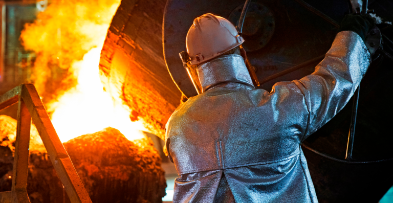 TST discute aumento de jornada em atividades insalubres