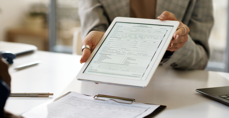 PL prevê envio obrigatório de contracheque digital