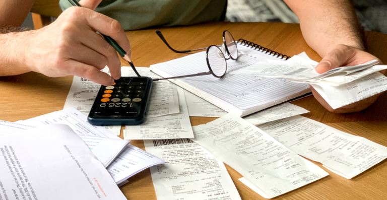 Desenrola 2.0 pode liberar FGTS e dar até 90% de desconto em dívidas