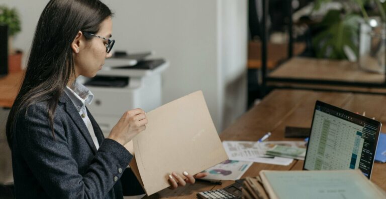 DRE para loteadoras: CPC 47 e as 7 camadas essenciais