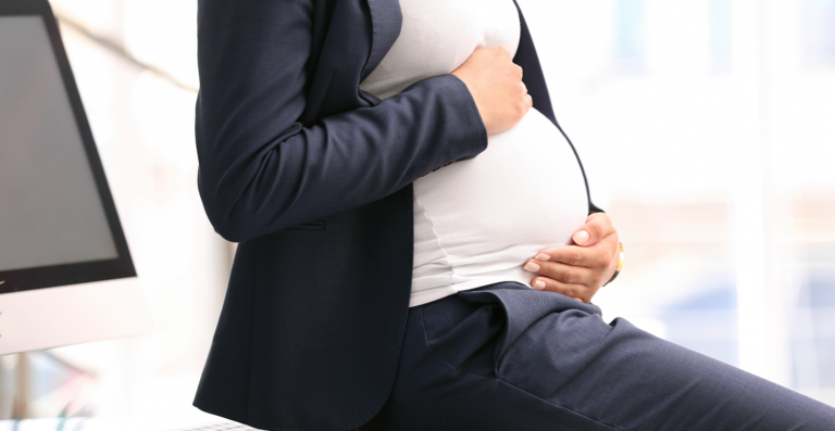 94,8% das mulheres não receberam promoção na gravidez, diz pesquisa