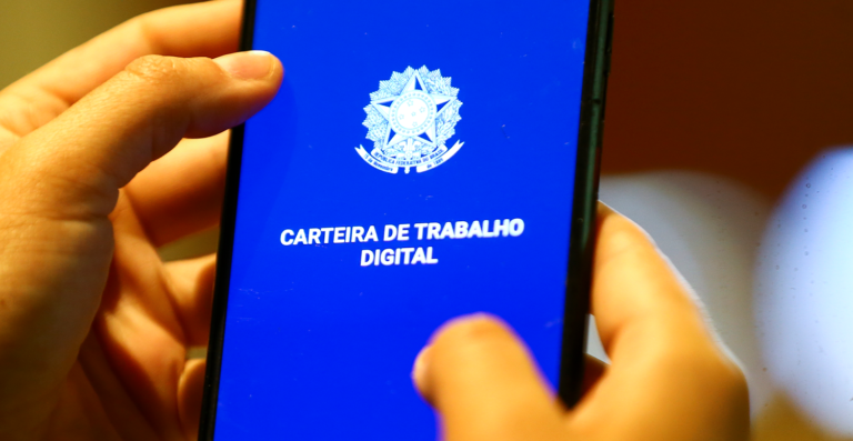PEC do fim da escala 6×1 prevê mudanças na Constituição