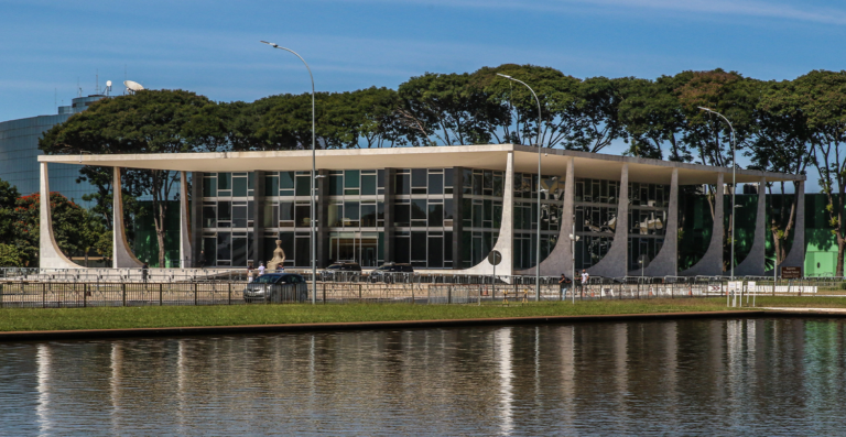 STF mantém reoneração da folha de pagamento até 2027