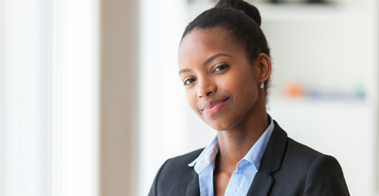 MPEs empregam mais mulheres e reduzem diferença salarial