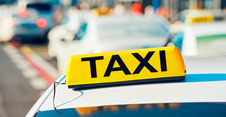 Move Brasil amplia crédito para táxis e aplicativos
