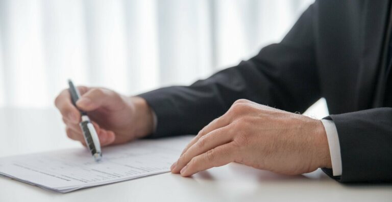 CNPJ agora tem letras: mudança pode travar compras, notas fiscais e até vendas