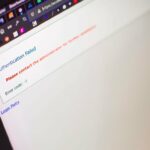 Falha mundial derruba internet e tira sistemas do governo do ar no Brasil