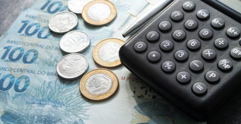 Receita devolve R$ 41 bilhões em IRPF em 2026